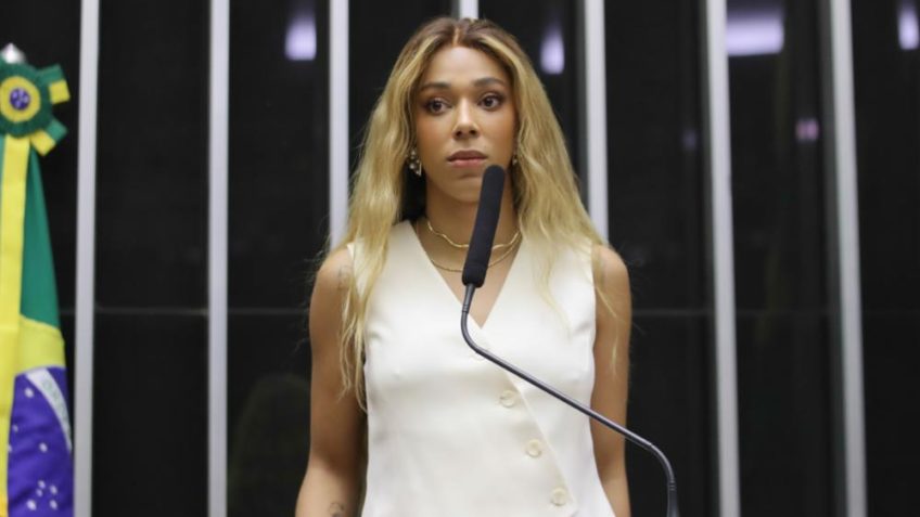 Erika Hilton Revoluciona o Debate Político nas Redes